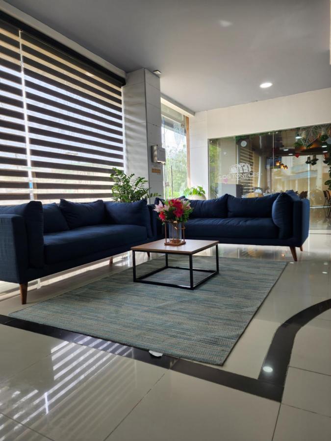 Hotel Quarta Avenida Montería エクステリア 写真