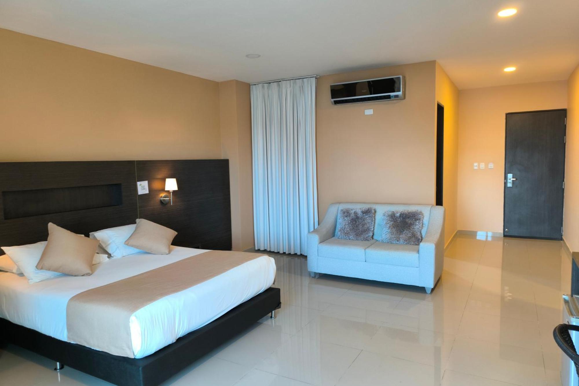 Hotel Quarta Avenida Montería エクステリア 写真