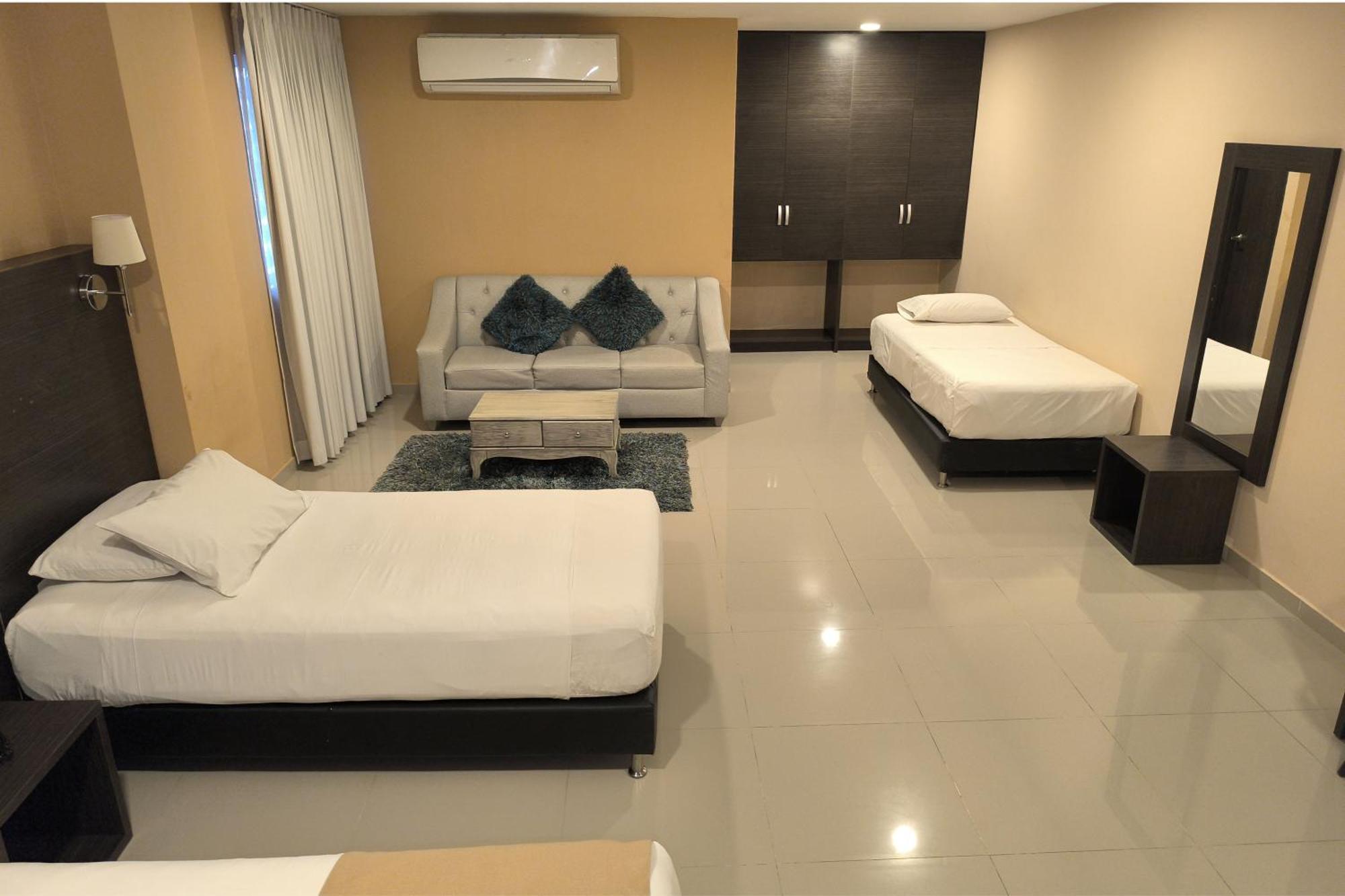 Hotel Quarta Avenida Montería エクステリア 写真
